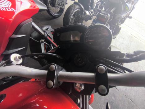 YAMAHA XJ6 600 F, Foto 3