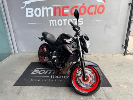 YAMAHA XJ6 600 N, Foto 2 YAMAHA XJ6 600 N, Foto 2