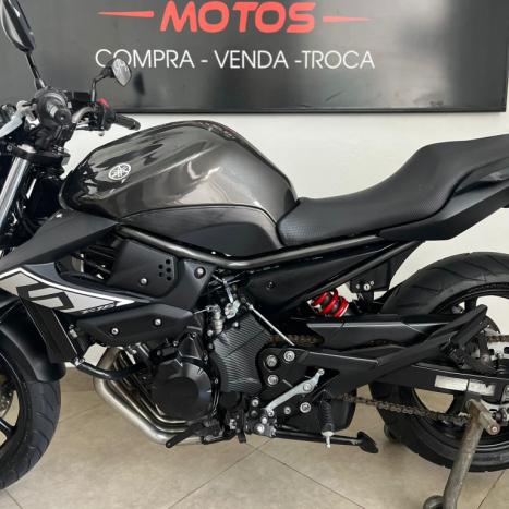 YAMAHA XJ6 600 N, Foto 8