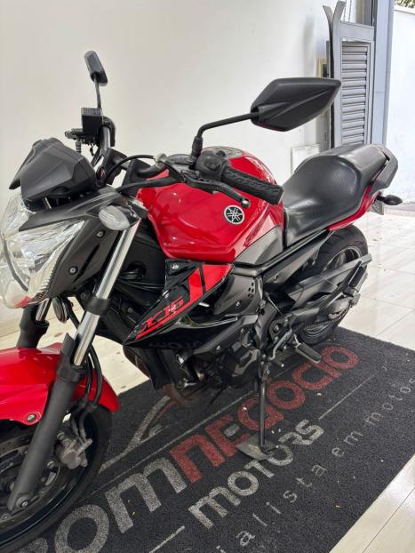 YAMAHA XJ6 600 N, Foto 5