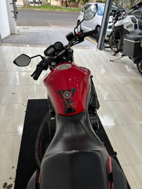 YAMAHA XJ6 600 N, Foto 7