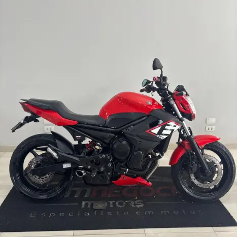 YAMAHA XJ6 600 N, Foto 9
