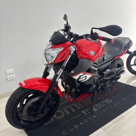 YAMAHA XJ6 600 N, Foto 3