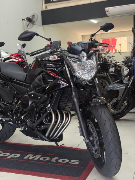 YAMAHA XJ6 600 N, Foto 2