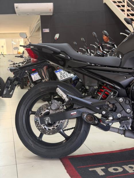 YAMAHA XJ6 600 N, Foto 4