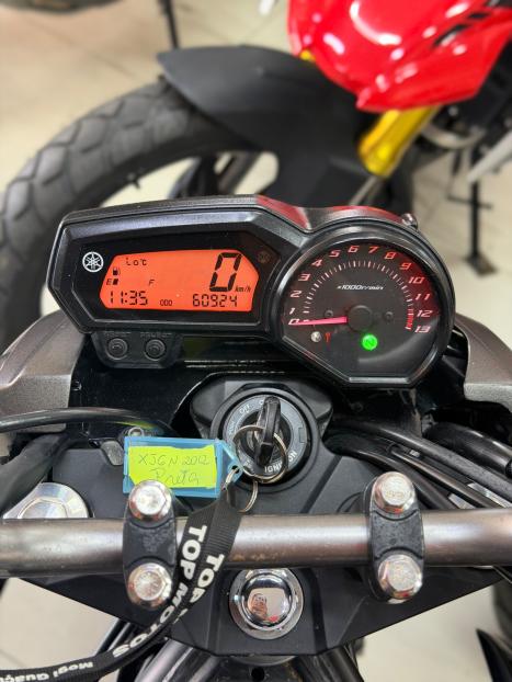 YAMAHA XJ6 600 N, Foto 12