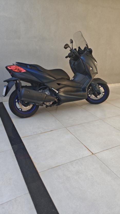 YAMAHA XMax 250 , Foto 3