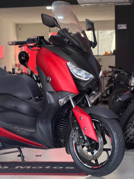 YAMAHA XMax 250 , Foto 2