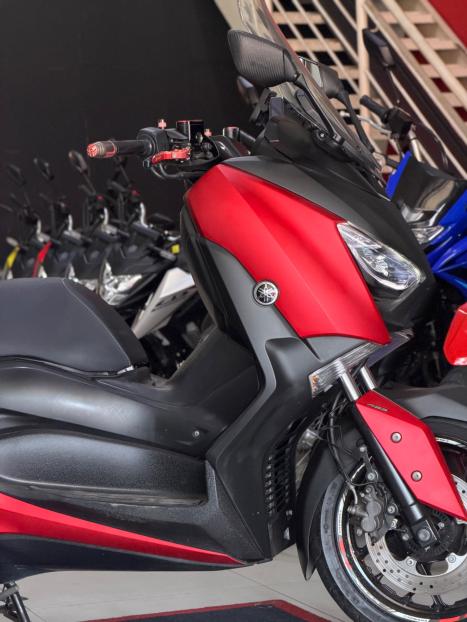 YAMAHA XMax 250 , Foto 3