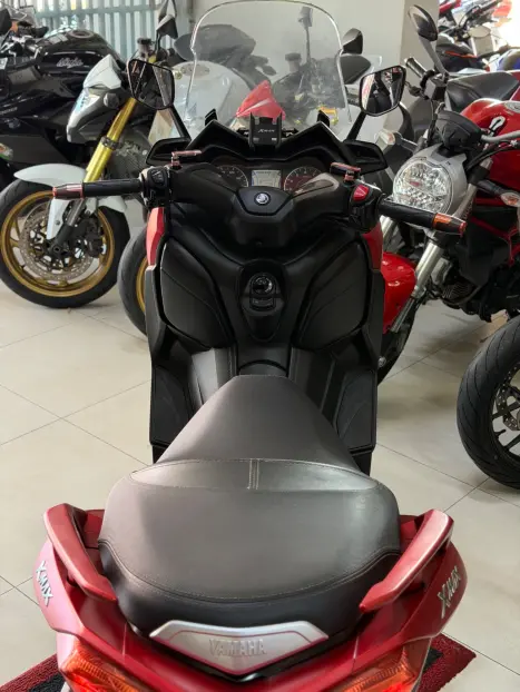 YAMAHA XMax 250 , Foto 11