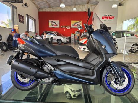 YAMAHA XMax 250 , Foto 2