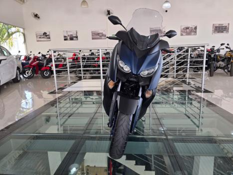 YAMAHA XMax 250 , Foto 4