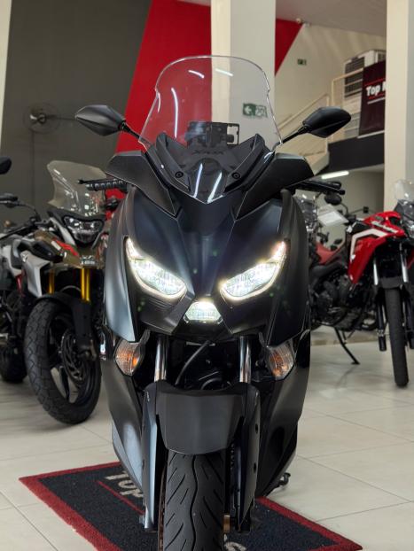 YAMAHA XMax 250 , Foto 5
