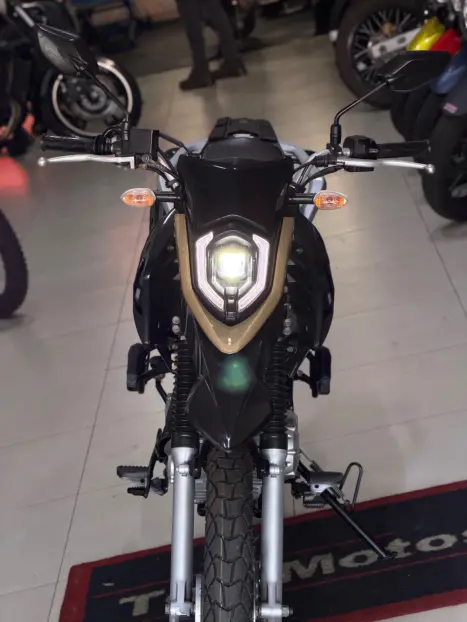 YAMAHA XTZ 150 Crosser Z, Foto 5