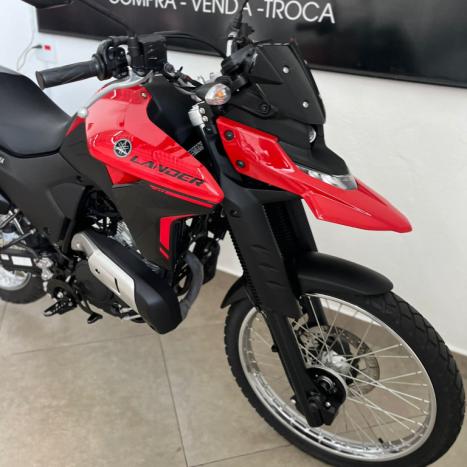 YAMAHA XTZ 250 LANDER, Foto 2