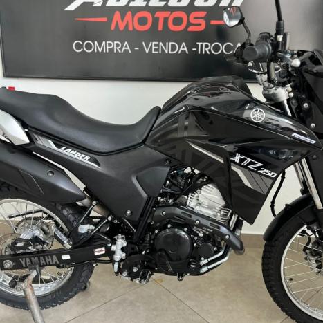 YAMAHA XTZ 250 LANDER, Foto 3
