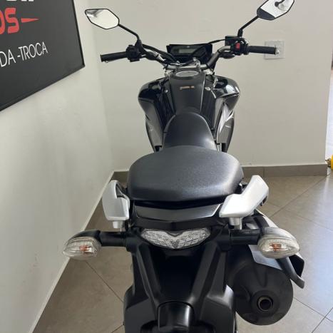 YAMAHA XTZ 250 LANDER, Foto 5