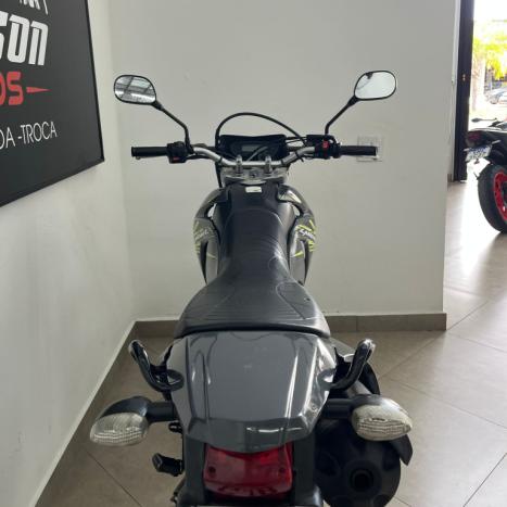 YAMAHA XTZ 250 LANDER, Foto 5