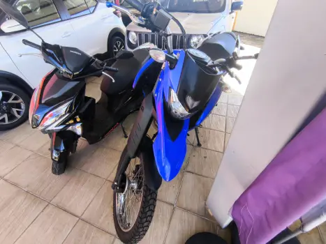 YAMAHA XTZ 250 LANDER, Foto 1