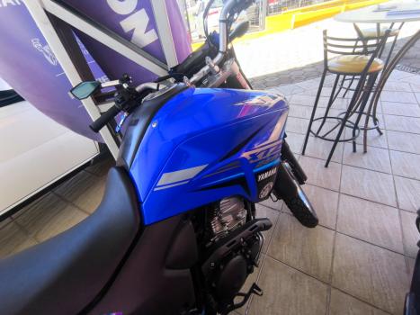 YAMAHA XTZ 250 LANDER, Foto 4