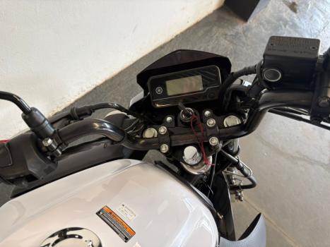 YAMAHA YBR 150 FACTOR ED, Foto 4