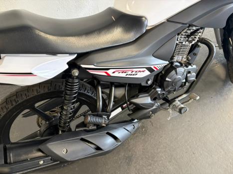 YAMAHA YBR 150 FACTOR ED, Foto 5