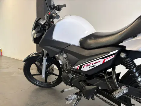 YAMAHA YBR 150 FACTOR ED, Foto 13