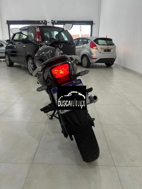 YAMAHA YS Fazer 250 LIMITED EDITION, Foto 9