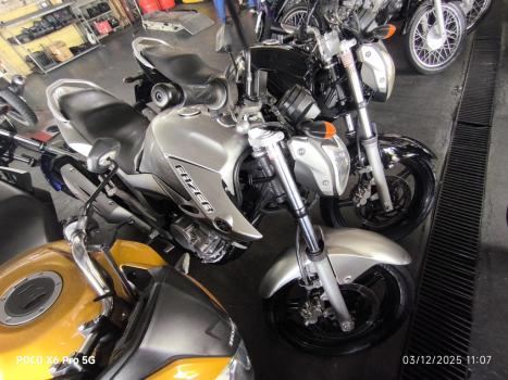 YAMAHA YS Fazer 250 , Foto 2