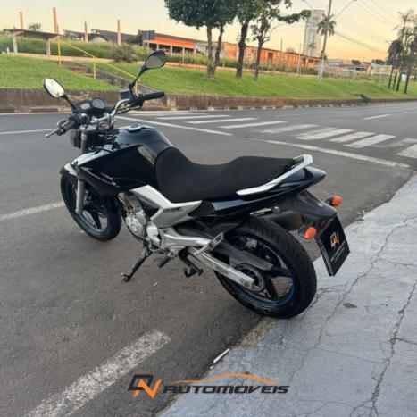 YAMAHA YS Fazer 250 , Foto 3