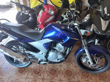 YAMAHA YS Fazer 250 , Foto 3
