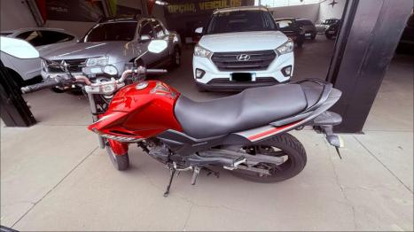 YAMAHA YS Fazer 250 LIMITED EDITION, Foto 2