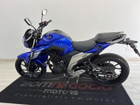 YAMAHA YS Fazer 250 BLUE FLEX, Foto 1