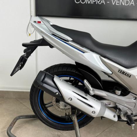 YAMAHA YS Fazer 250 , Foto 4
