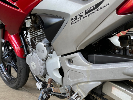 YAMAHA YS Fazer 250 , Foto 10