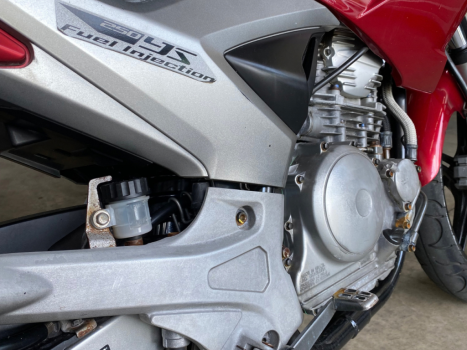 YAMAHA YS Fazer 250 , Foto 13