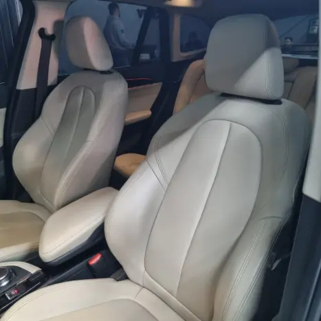 BMW X1 2.0 16V 4P S DRIVE 20I AUTOMTICO, Foto 3