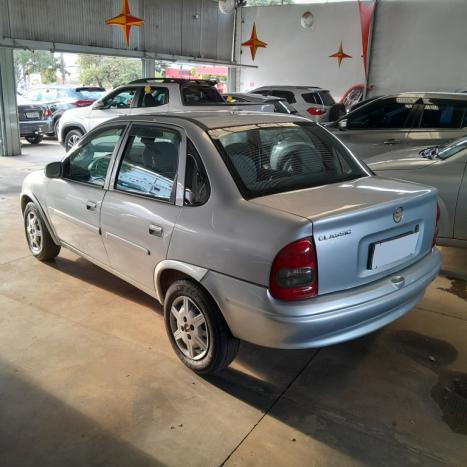 CHEVROLET Classic Sedan 1.0 4P, Foto 4