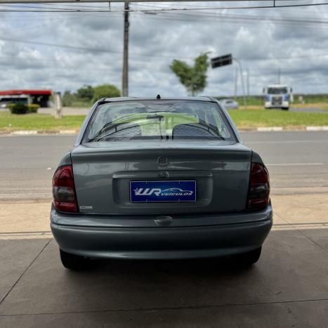 CHEVROLET Corsa Sedan 1.6 4P, Foto 2