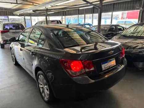 CHEVROLET Cruze Sedan 1.8 16V 4P LT ECOTEC FLEX AUTOMTICO, Foto 2