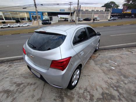 CHEVROLET Onix Hatch 1.4 4P FLEX LT, Foto 7