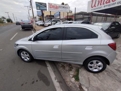 CHEVROLET Onix Hatch 1.4 4P FLEX LT, Foto 5