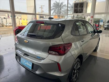 CHEVROLET Onix Hatch 1.0 4P FLEX LT, Foto 5