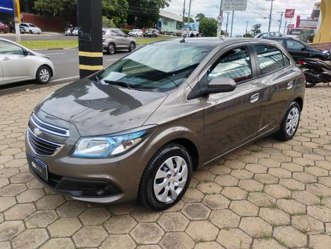 CHEVROLET Onix Hatch 1.4 4P FLEX LT, Foto 4