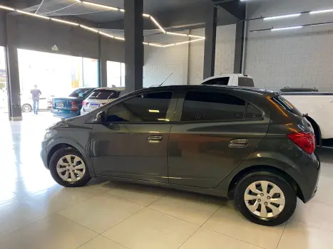 CHEVROLET Onix Hatch 1.0 4P FLEX LT, Foto 9