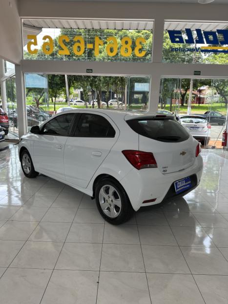 CHEVROLET Onix Hatch 1.4 4P FLEX LT, Foto 8