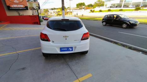 CHEVROLET Onix Hatch 1.4 4P FLEX LTZ, Foto 8