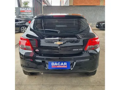CHEVROLET Onix Hatch 1.4 4P FLEX LTZ, Foto 4