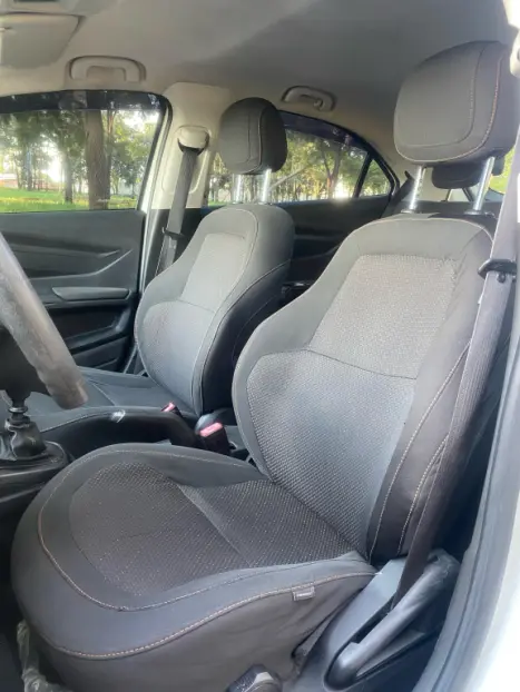 CHEVROLET Onix Hatch 1.4 4P FLEX LT, Foto 7