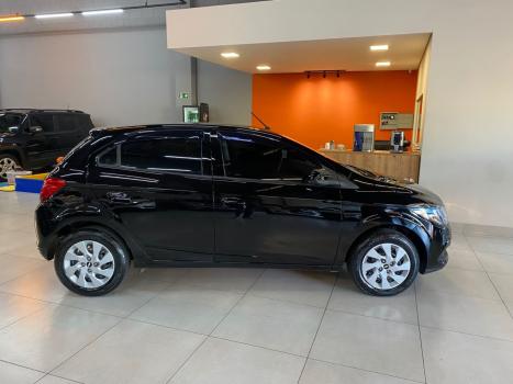 CHEVROLET Onix Hatch 1.4 4P FLEX LT, Foto 6